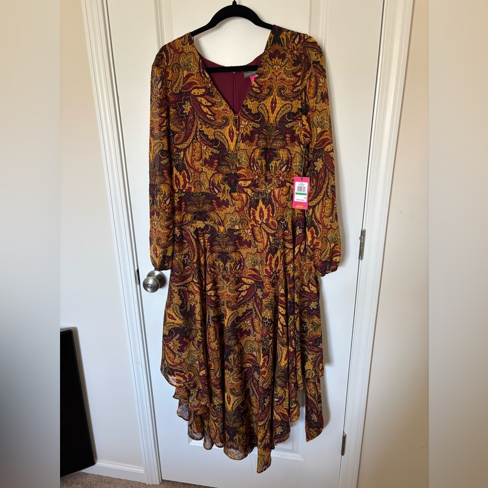 NWT Vince Camuto Multicolor Paisley Long Sleeve Dress
